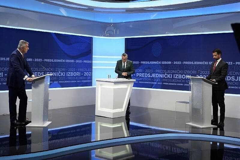 Đukanovića trese groznica u TV duelu