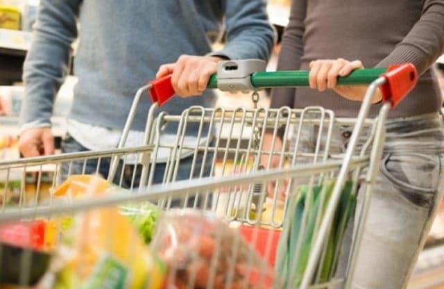 Drastična poskupljenja: građani sve teže priušte osnovne namirnice