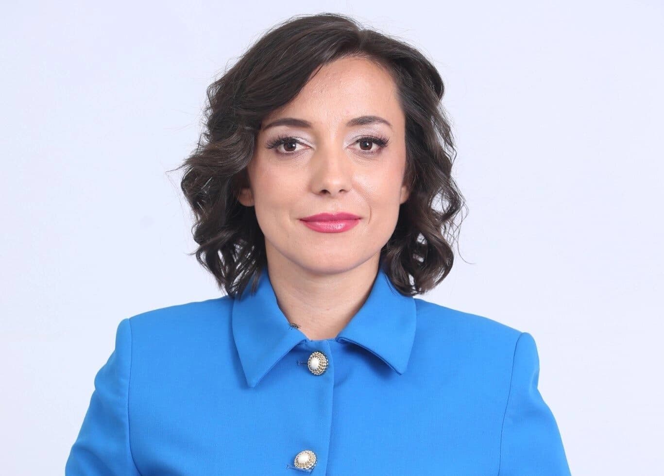 Fejton: Sa druge strane mikrofona MIRELA KAJKUT ZELJKOVIĆ – BEZ POLITIKE MOLIM