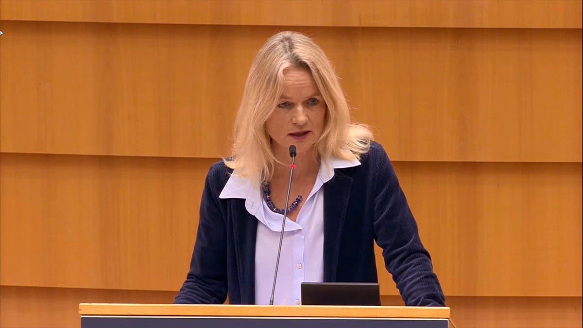 Fon Kramon: Plan saradnje Srbije i Rusije signal da zamrznemo pregovore sa EU