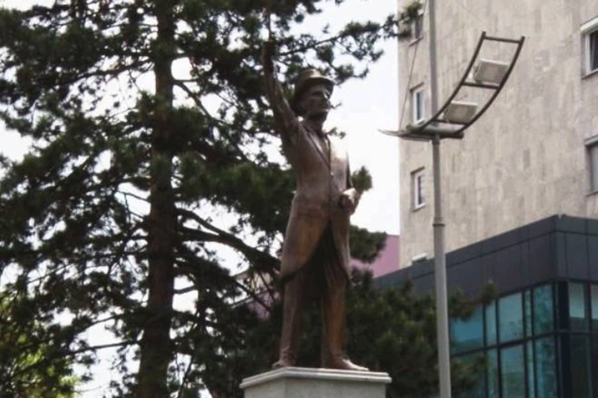 Gradiška među 33 grada u svijetu: Krasi je bista Nikole Tesle