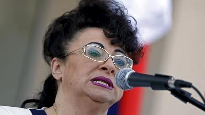 Karadžiću ne daju računar da sprema reviziju postupka