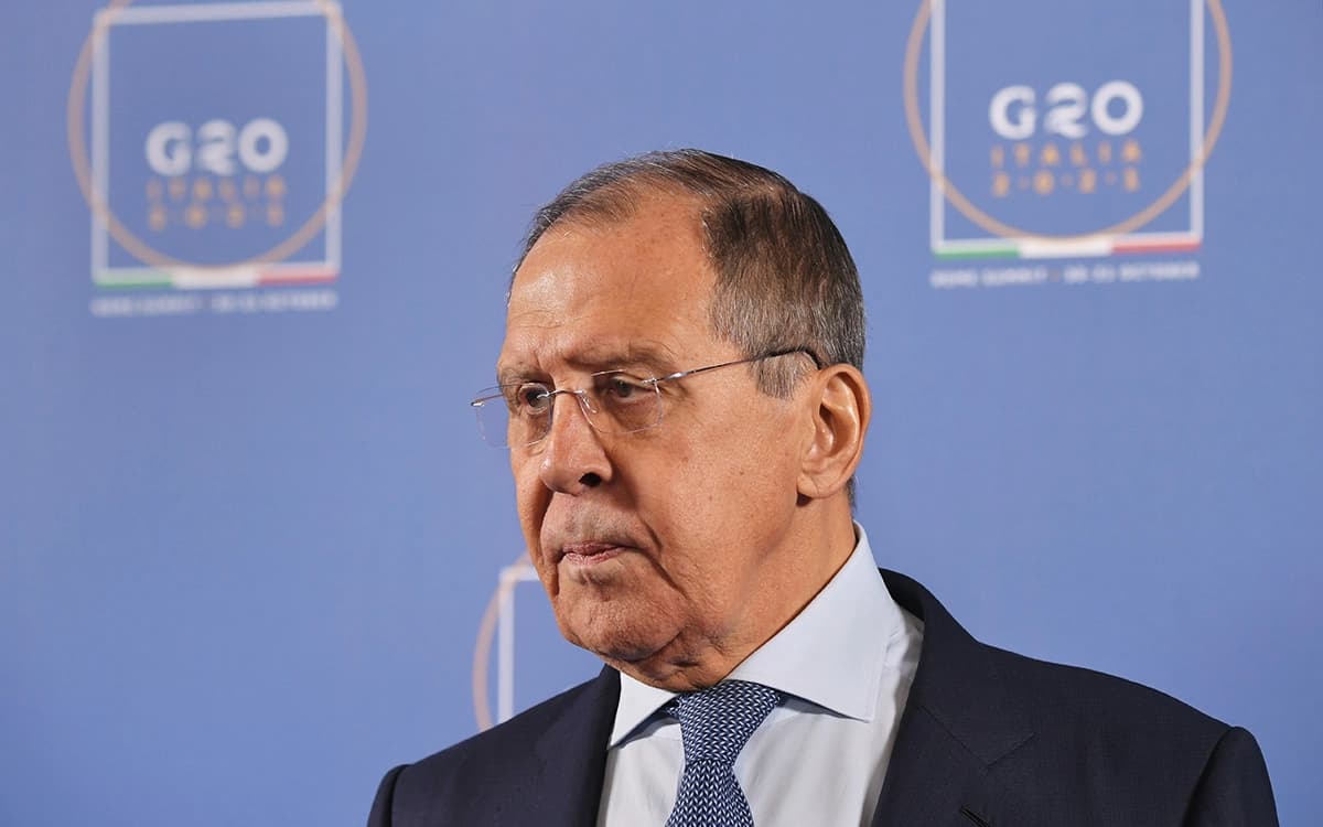 Lavrov: Bezumna kritika Zapada