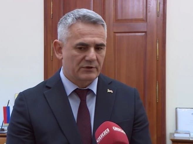 Milić: Bespotrebne tenzije, rad entitetskih službi predviđen statutom