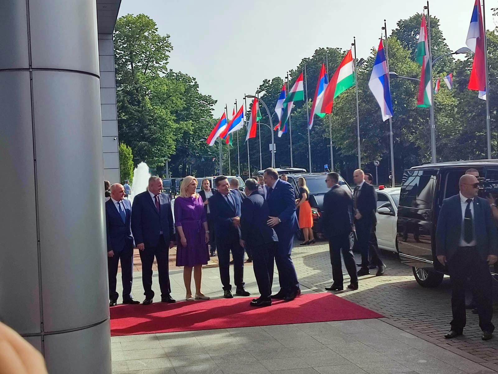 Orban i delegacija Mađarske stigli u Banjaluku