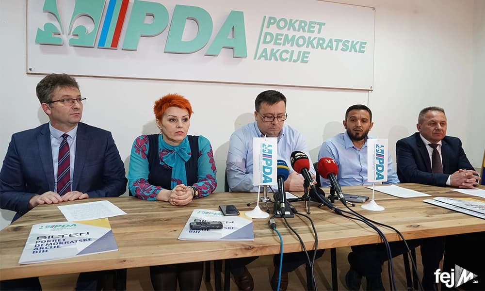 PDA i Naša stranka se priključuju protestima ispred OHR-a