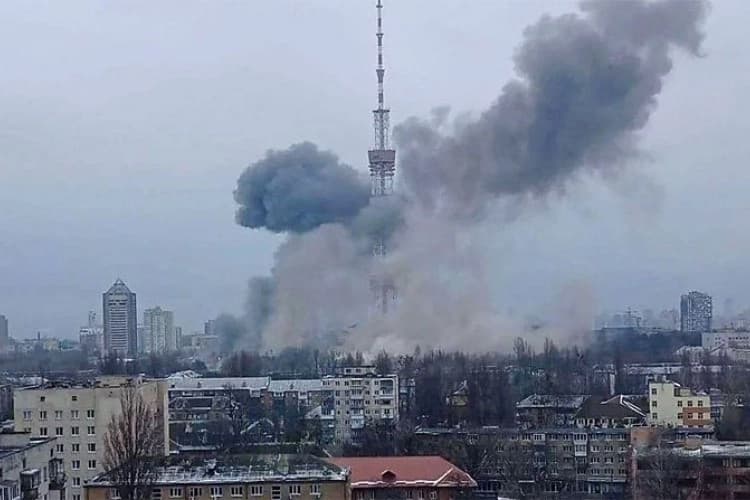 Pet osoba poginulo u napadu na televizijski toranj