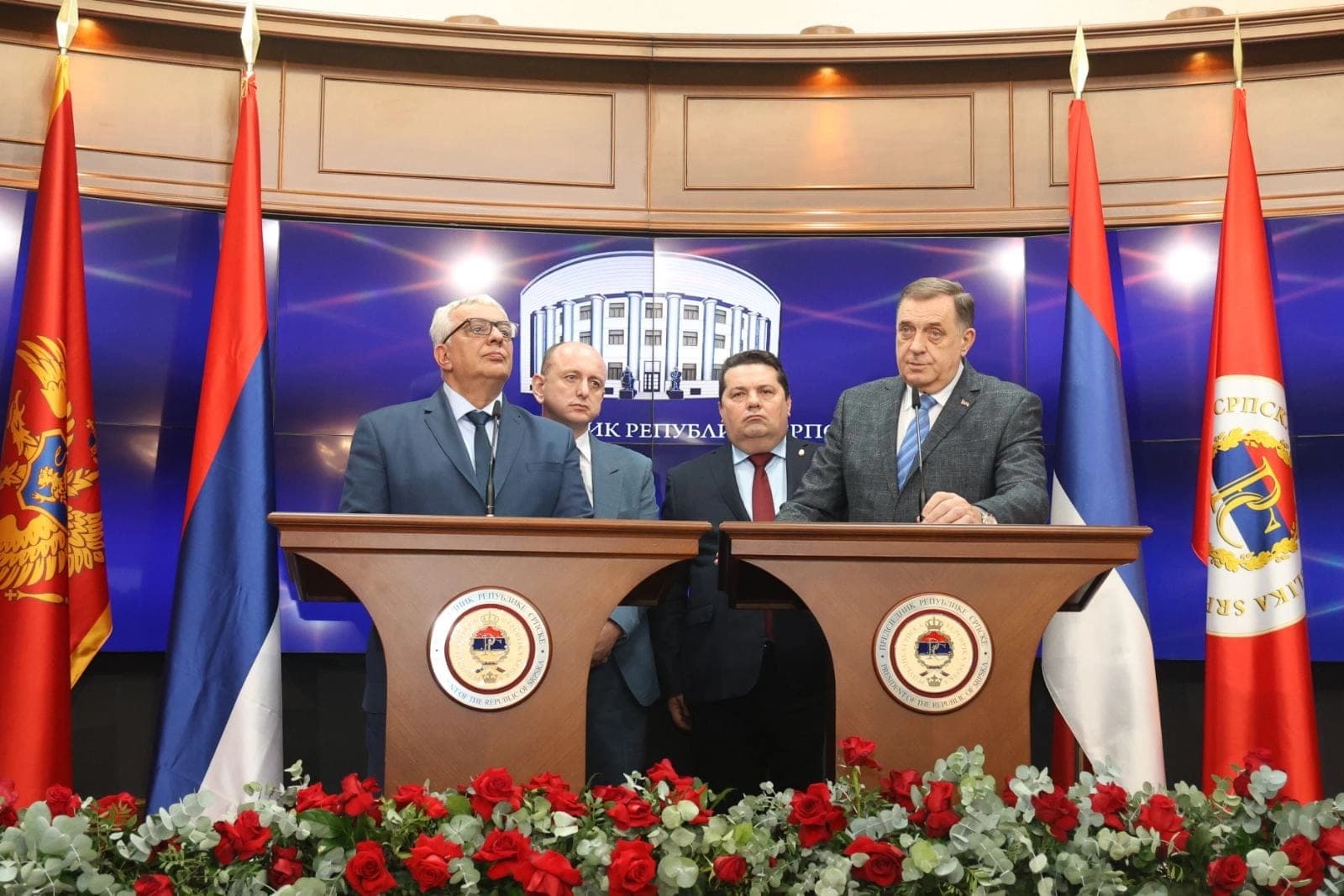 Podrška Dodiku i zajedništvo u političkim izazovima