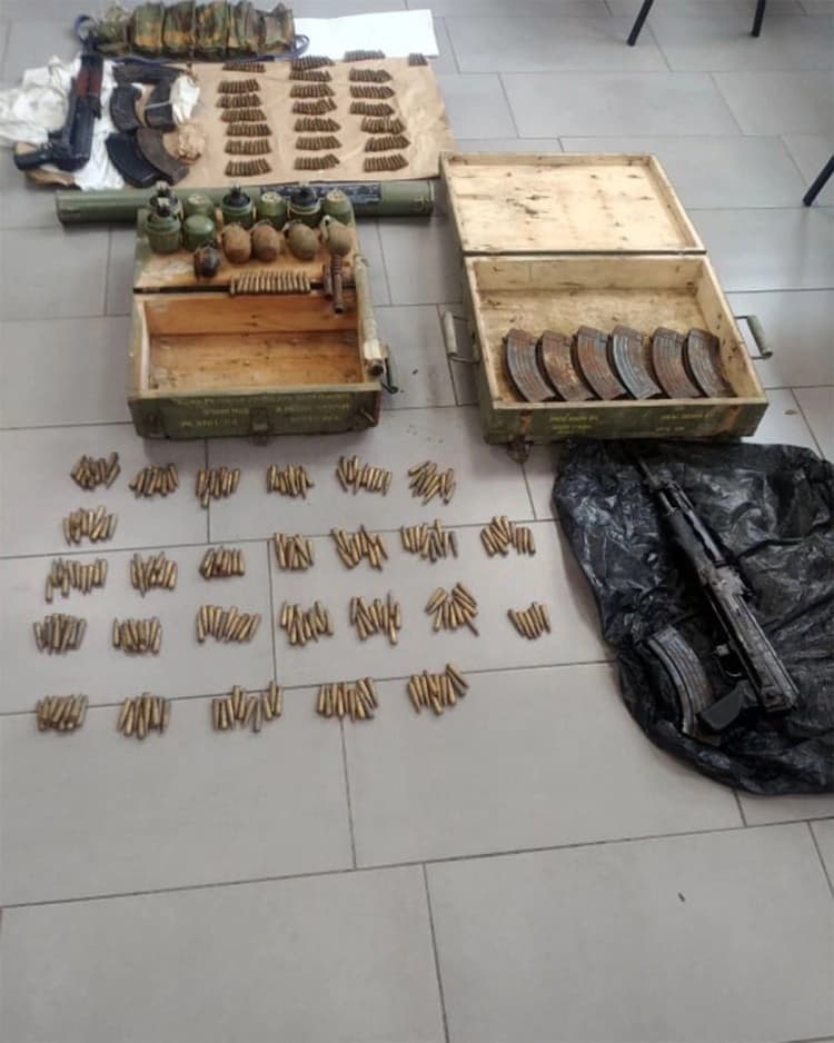 Policija pronašla veću količinu oružja