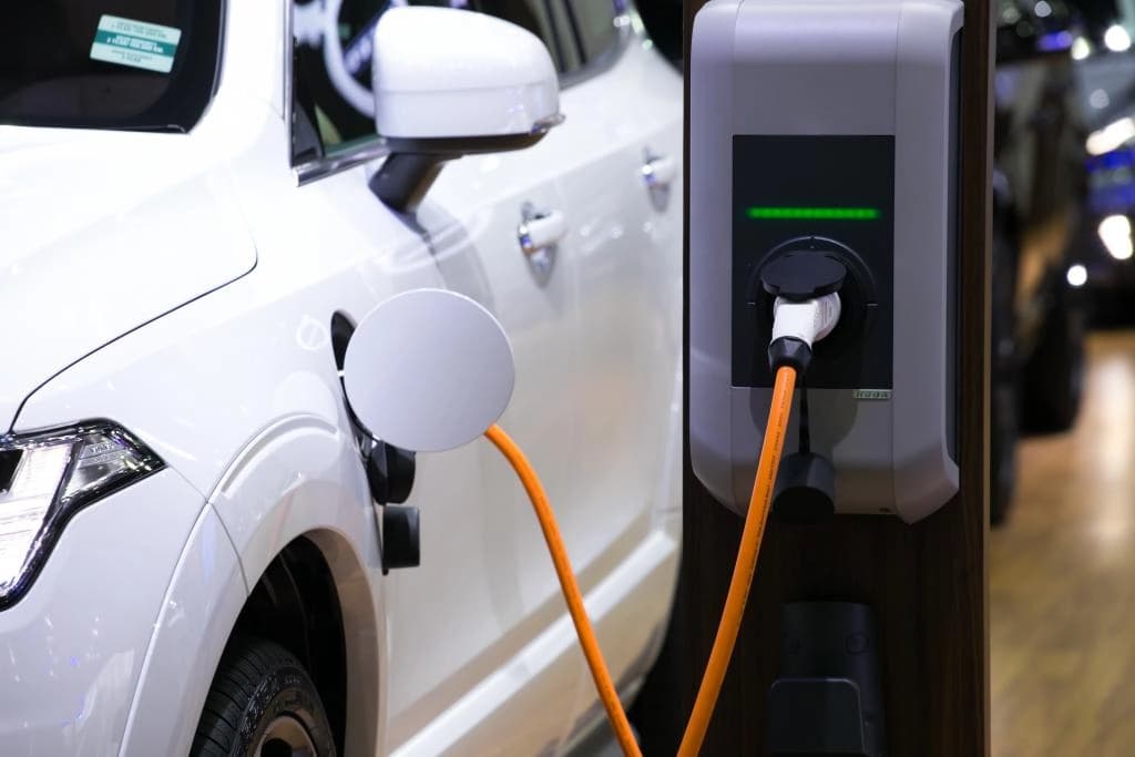 Prvi put u istoriji: Električni automobili prestigli benzince u Evropi