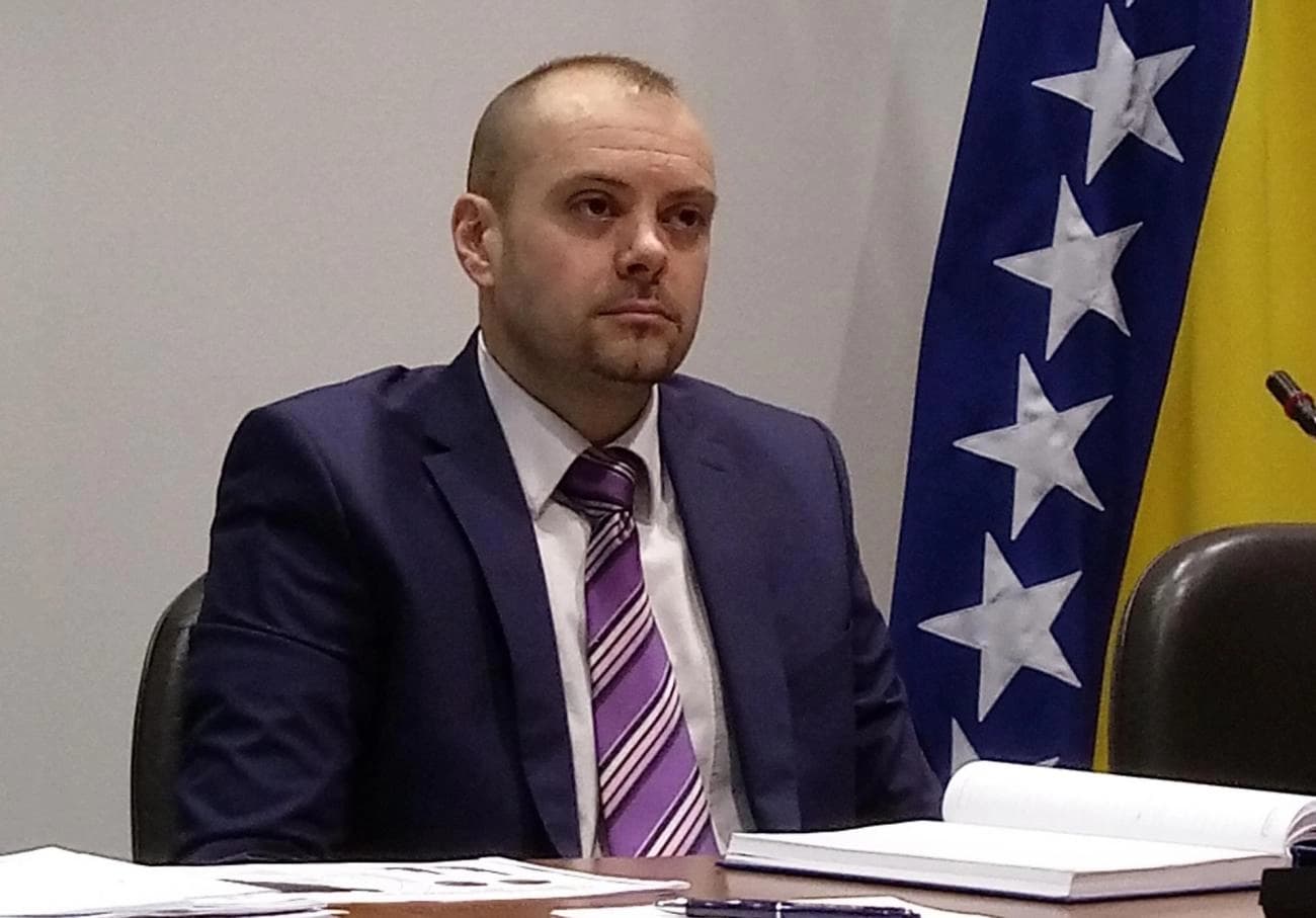 Srbi pred nestankom u Federaciji BiH