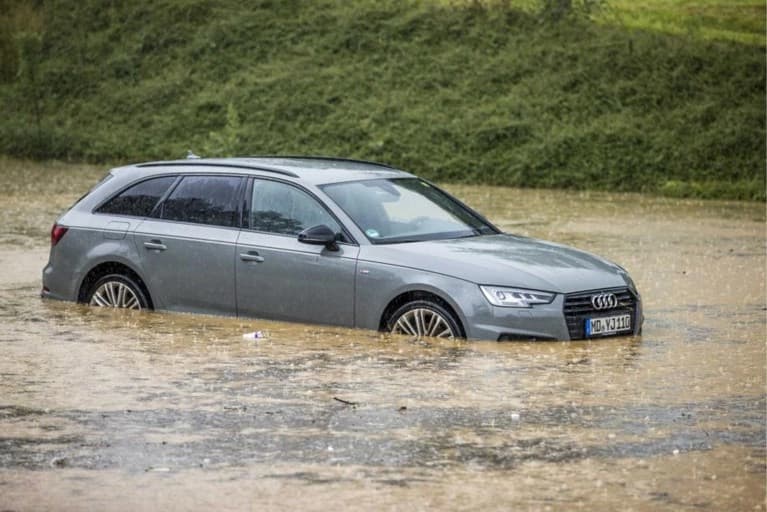 Stanje katastrofe u Bavarskoj: Nevrijeme napravilo velike probleme