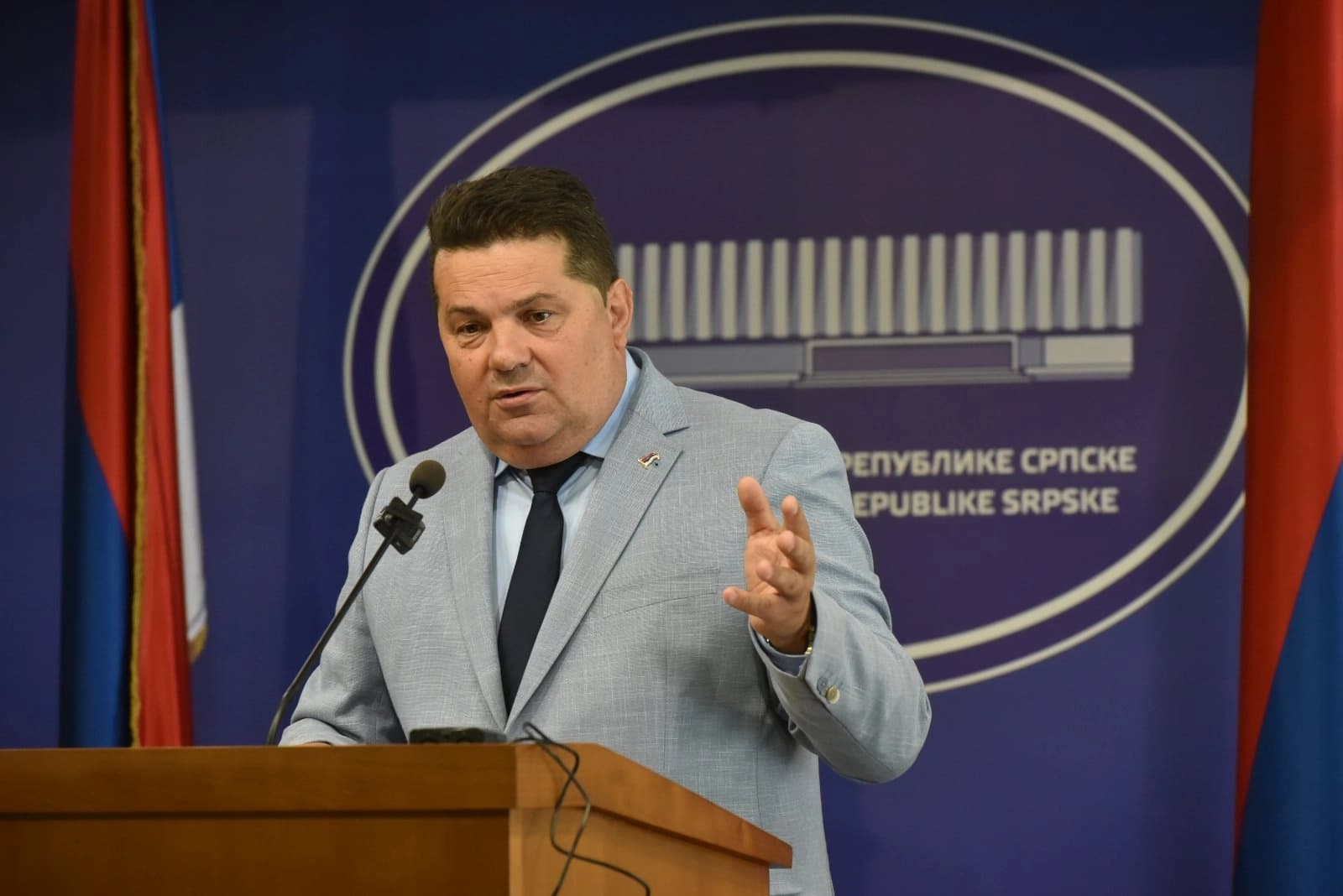 Stevandić: Najavljeno okupanje opozicije – providan pokušaj provokacije