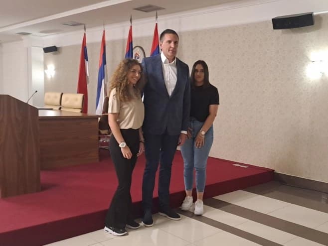 Studentkinje Univerziteta u Sarajevu školovanje nastavljaju u Beogradu