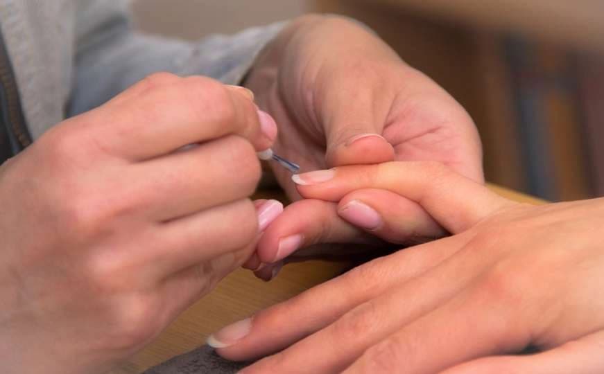 U Banjaluci traže kozmetičara: Nude platu od 2.500 KM