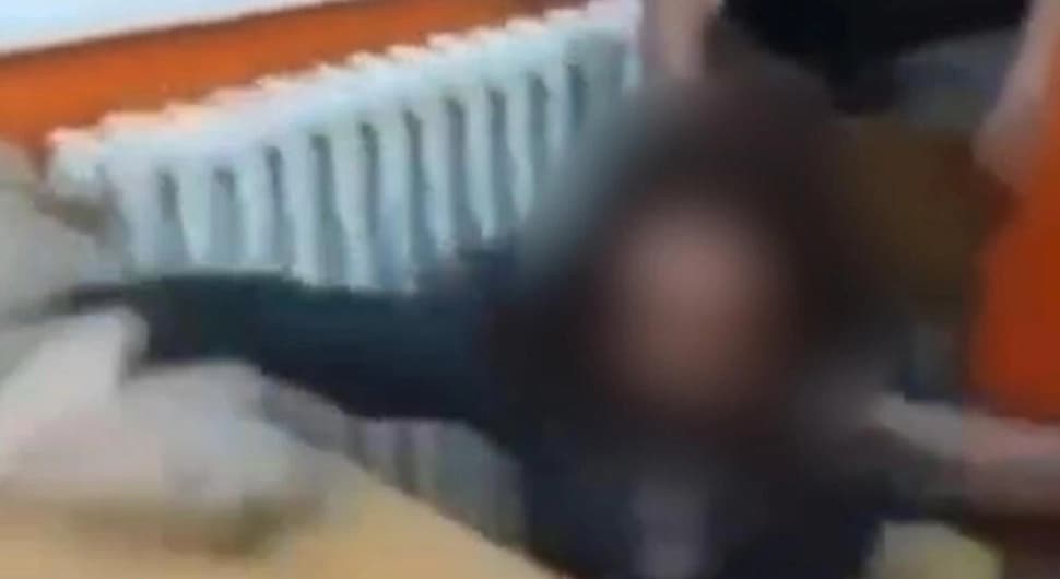 Učenici koji su maltretirali profesoricu izbačeni iz škole