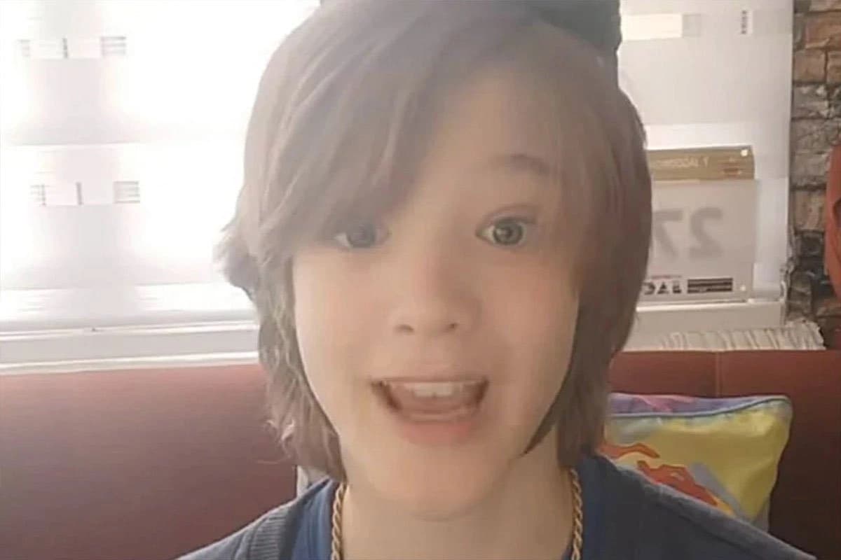 Ugašen profil dječaka koji je pokorio internet heklanjem: „Jako sam tužan”