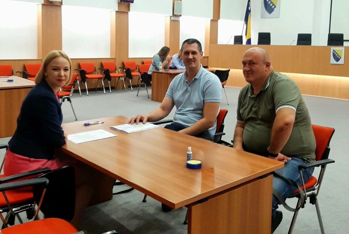 Ujedinjena Srpska  je predala kompletne liste CIK-u u propisanom roku