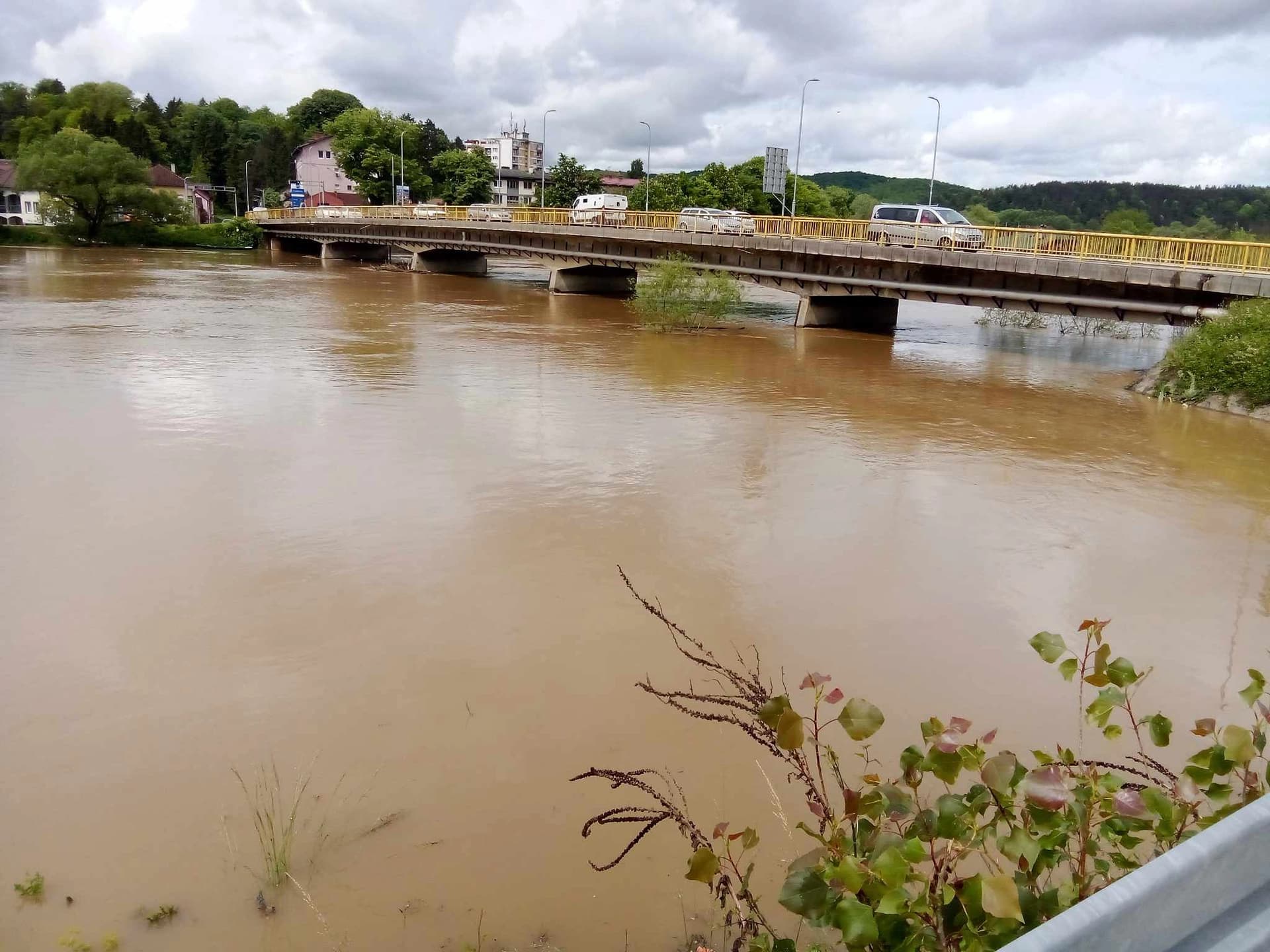 Usložnjava se situacija u Novom Gradu; U Kostajnici vanredno stanje