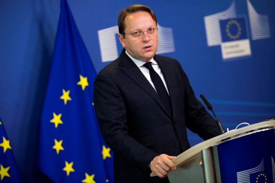 Varhelji poručio da je otvoren evropski put za BiH