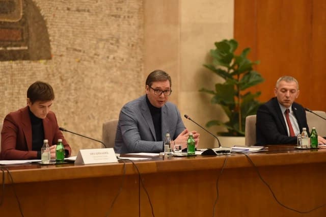 Vučić uvjeren u nastavak dobre saradnje Beograda i Ljubljane