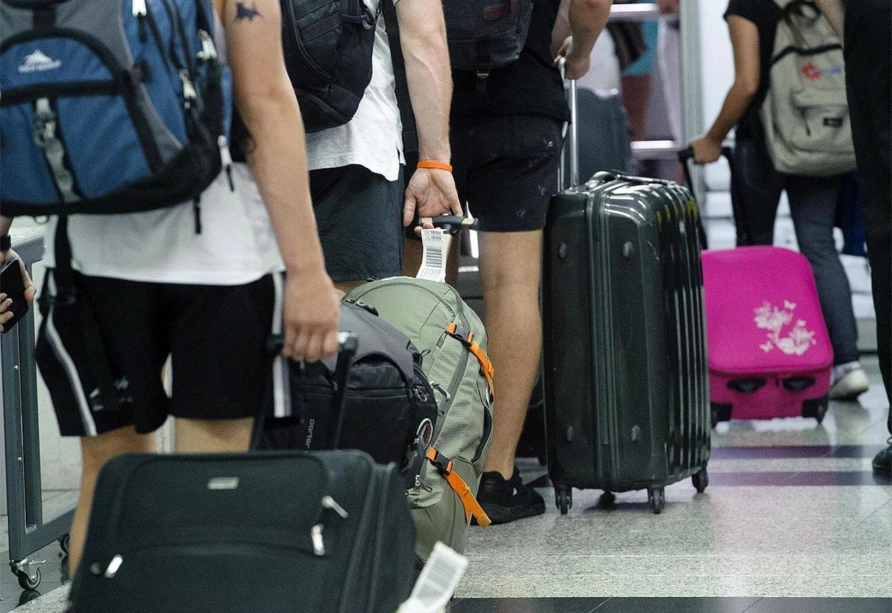 Zašto ljudi masovno odlaze iz BiH