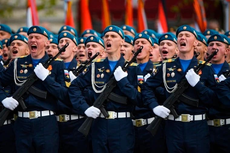 Završena vojna parada u Moskvi