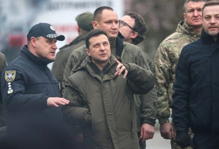 Zelenski poručio Putinu: Započnimo pregovore da spriječimo umiranje ljudi