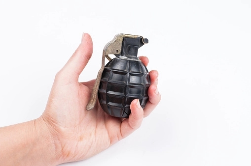 Bačena bomba na kuću Irfana Čengića