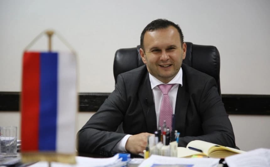 Ćostić najavio tužbu građana Sarajevsko – romanijske regije protiv NATO zbog posljedica bombardovanja