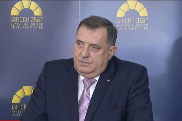 Dodik: Imam najavu da će Schmidt doći 3. augusta i reći ću mu da nije relevantan za Republiku Srpsku