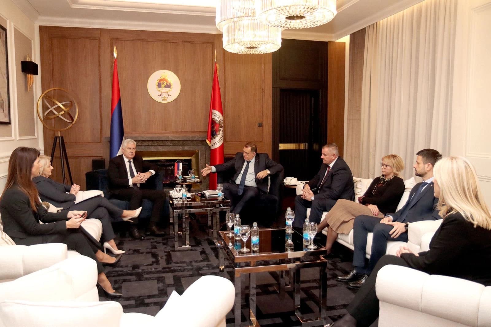 Dodik: Razgovori sa Čovićem i Krišto o funkcionisanju vlasti u zajedničkim institucijama
