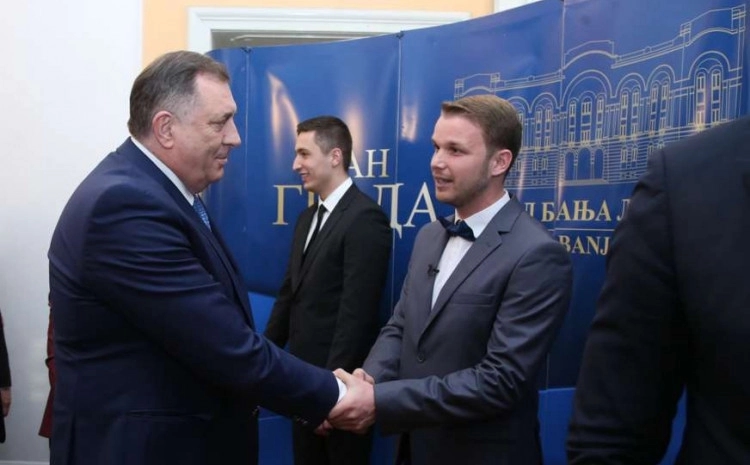 Ko savjetuje lidere u Srpskoj?