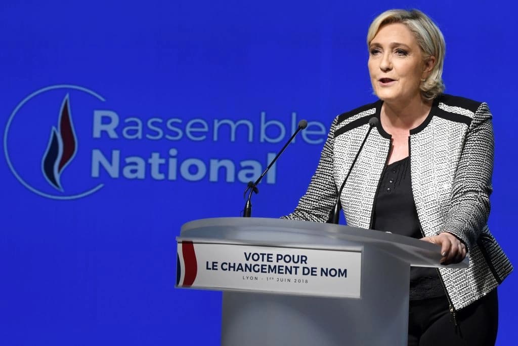 Marin le Pen se povlači