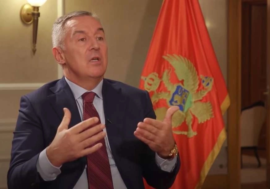 Milo Đukanović: Ovo je Pirova pobjeda Vlade, a SPC je osramotila tron Sv. Petra Cetinjskog