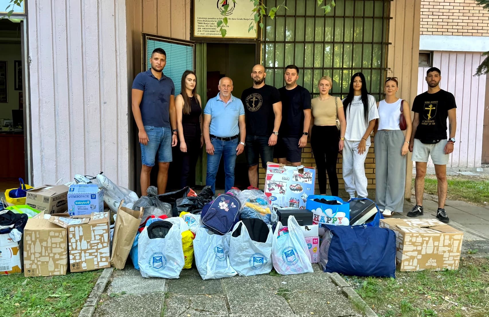 Mladi Ujedinjene Srpske humanitarnom akcijom obilježili Međunarodni dan mladih