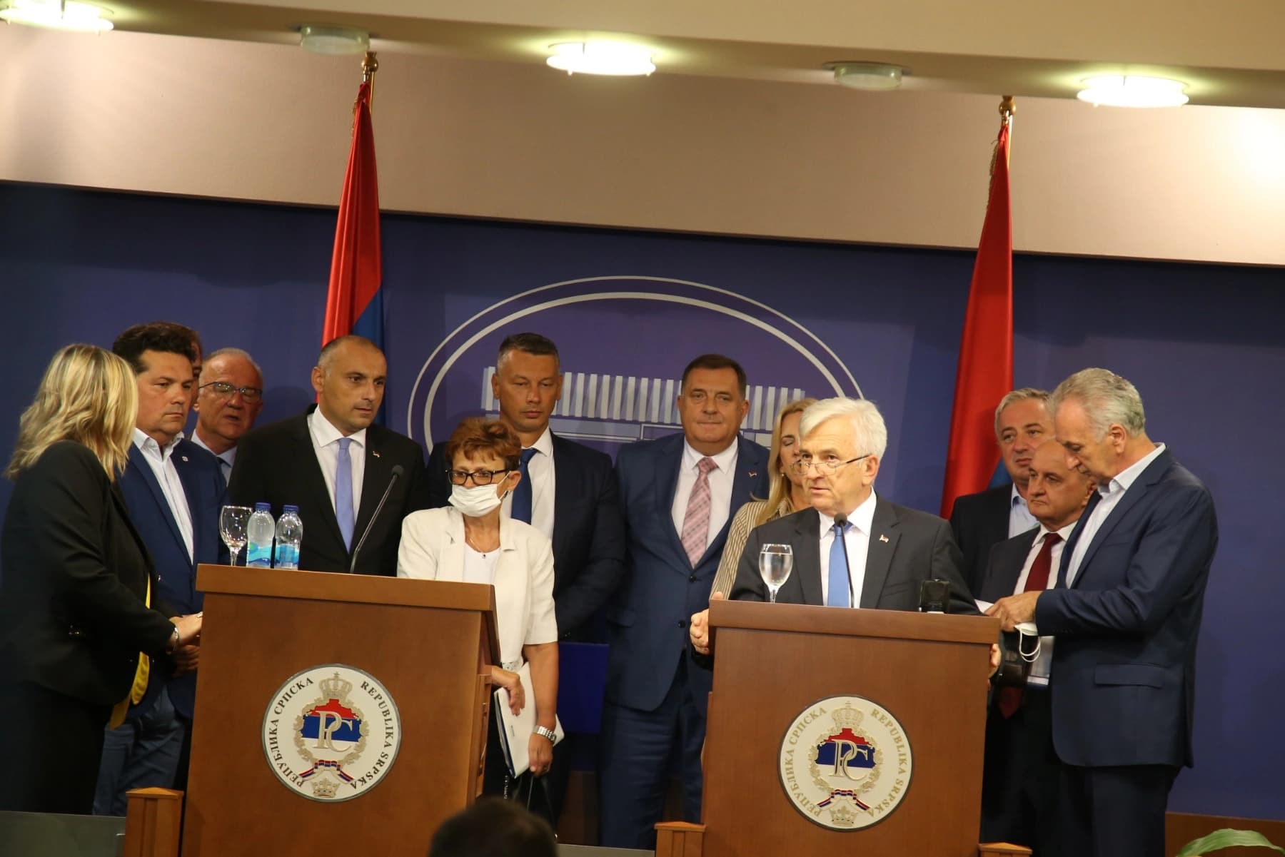 Nema odlučivanja u institucijama BiH dok se ne riješi pitanje nametnutog zakona