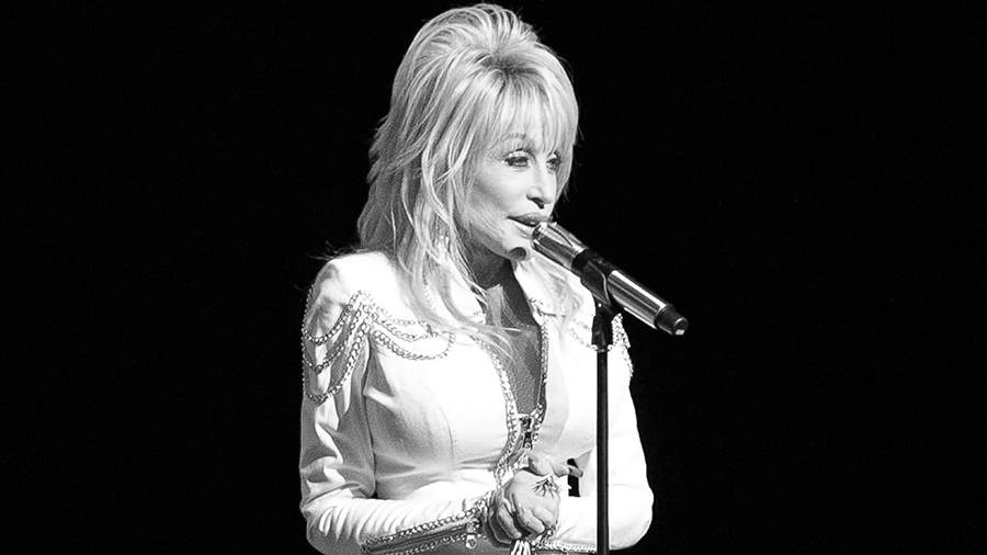 Nevjerovatna priča Doli Parton: Od odrastanja u siromaštvu do slave i poslovnog carstva