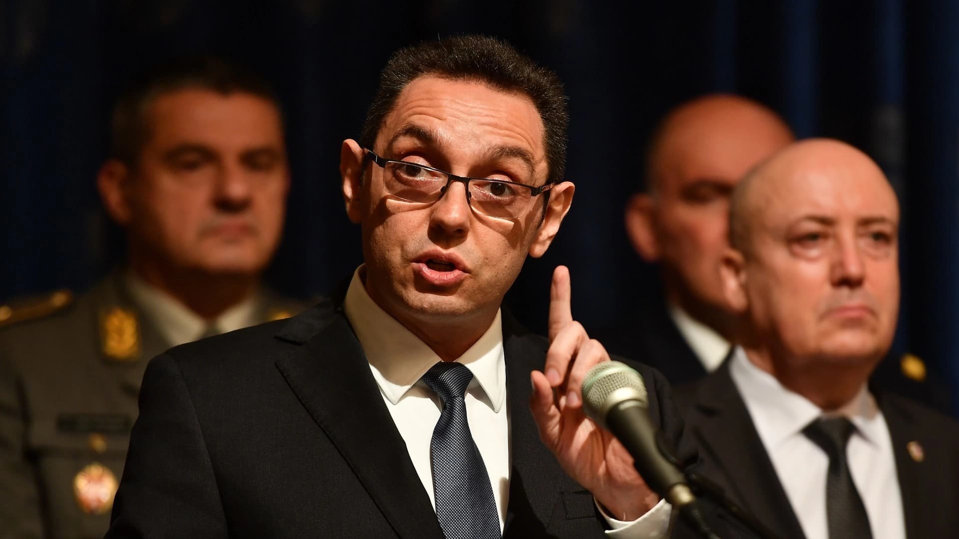 “Ni Vulin, ni Vučić ne spremaju ruske dobrovoljce da vrate Kosovo”