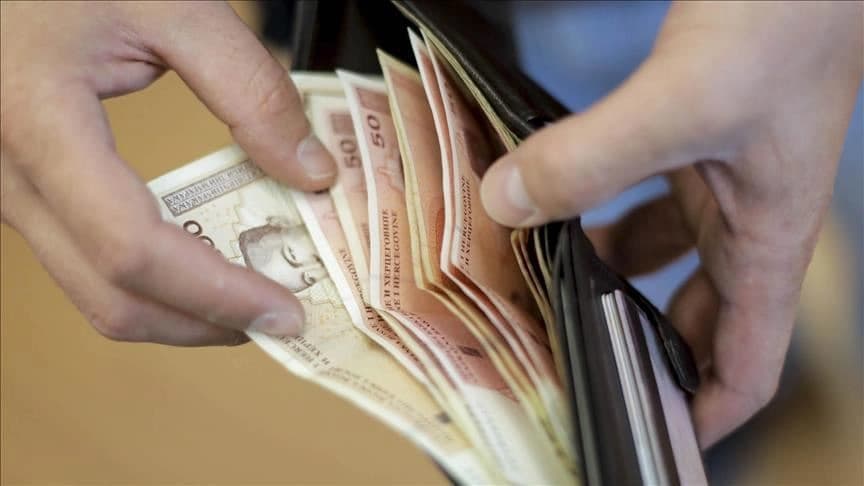 Novac stiže prije kampanje: Jednokratna pomoć građanima, višekratni politički poeni