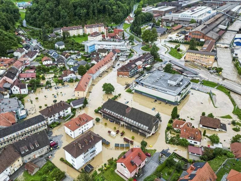 Novo nevrijeme zahvatilo Sloveniju, pripremljen zahtjev za međunarodnu pomoć