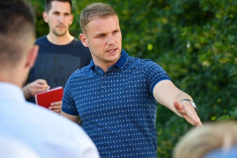 “Otpušteni inspektor mi se obraćao sa ‘balavče jedan’”: Stanivuković odgovorio odbornicima SNSD-a