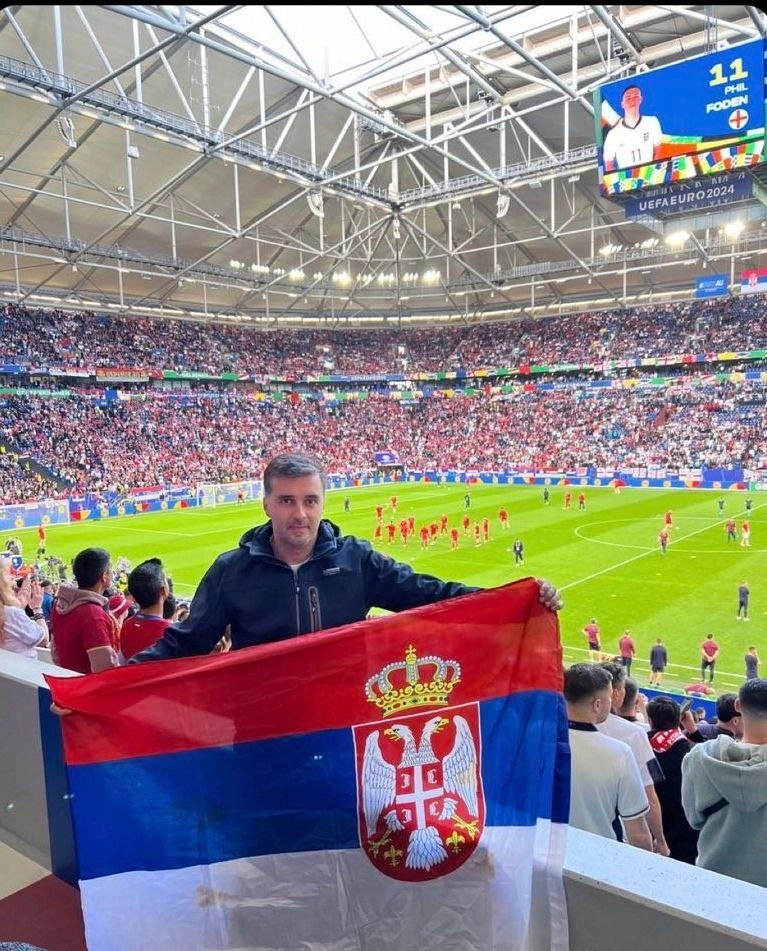 Pareznović poslao Sava Manojlovića na nagradno putovanje u Njemačku