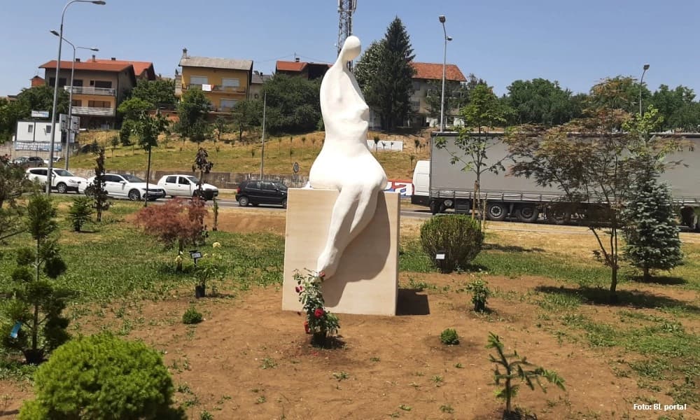 Poklon Stanivukovića Banjaluci: Pogledajte kako izgleda novoizgrađeni park u Rosuljama