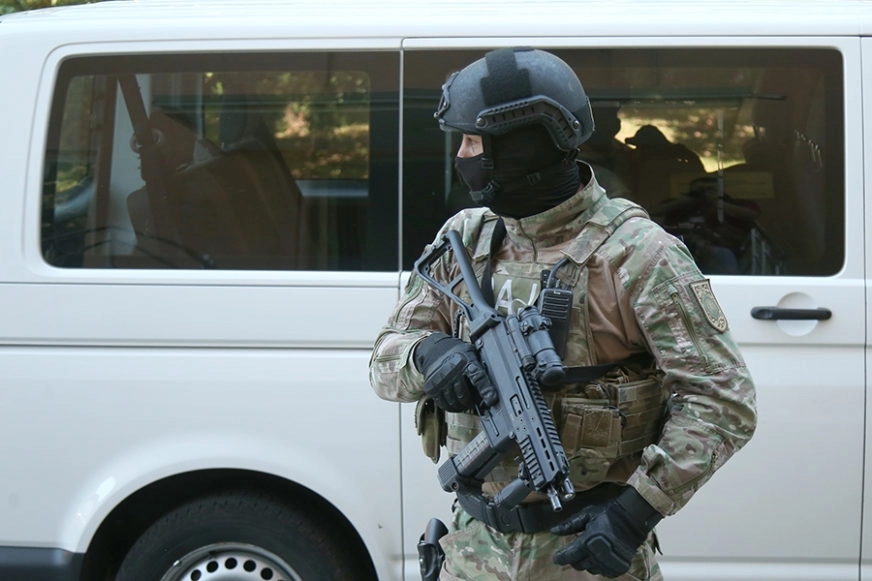 Policija RS u Gradišci oduzela oružje namijenjeno prodaji van granica BiH