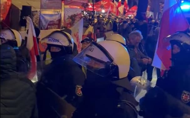 Poljski predsjednik sazvao hitne konsultacije sa strankama zbog situacije sa Ustavnim sudom (VIDEO)