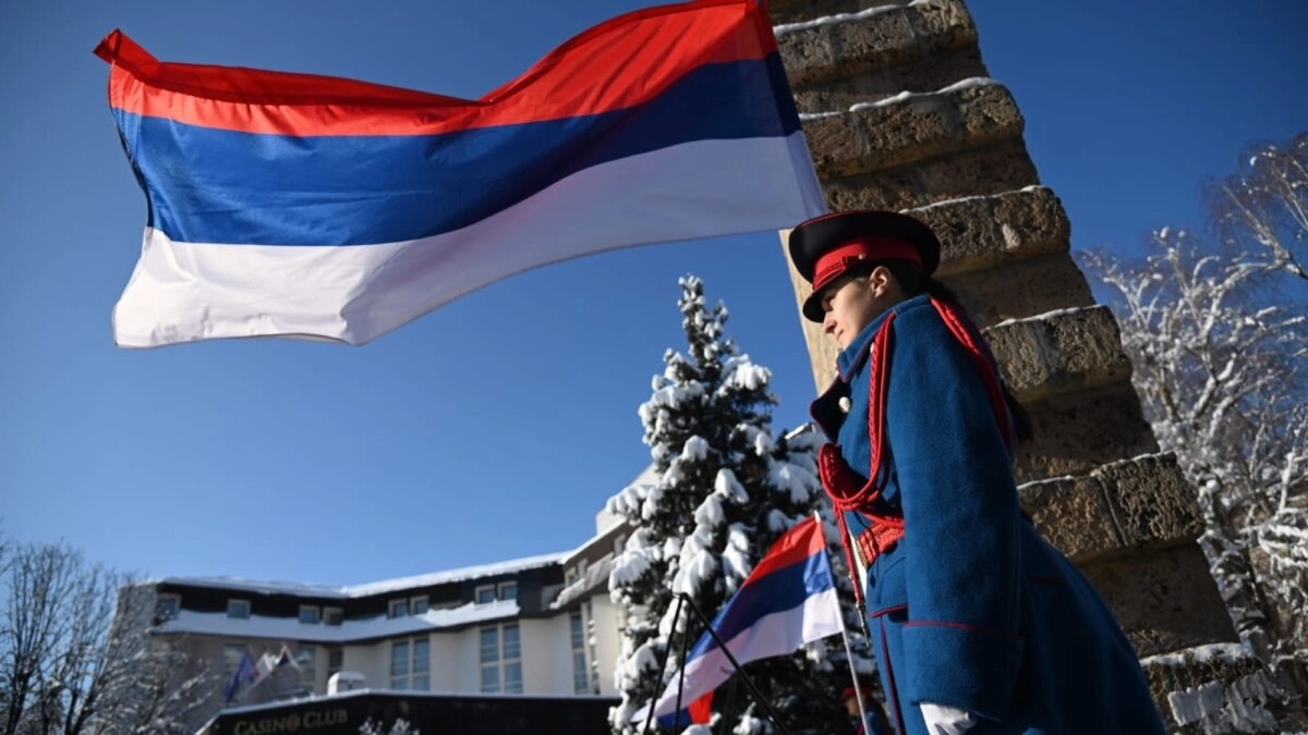 Povodom 9. januara – Dana Republike, u Banjaluci položeni vijenci i cvijeće kod spomenika poginulim borcima NOR-a