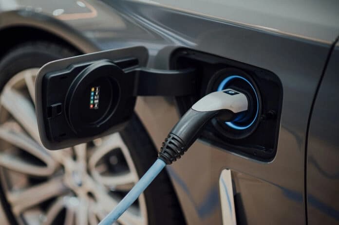 Prodaja električnih automobila u Evropi porasla 51 odsto, EV dostigli četvrtinu tržišta