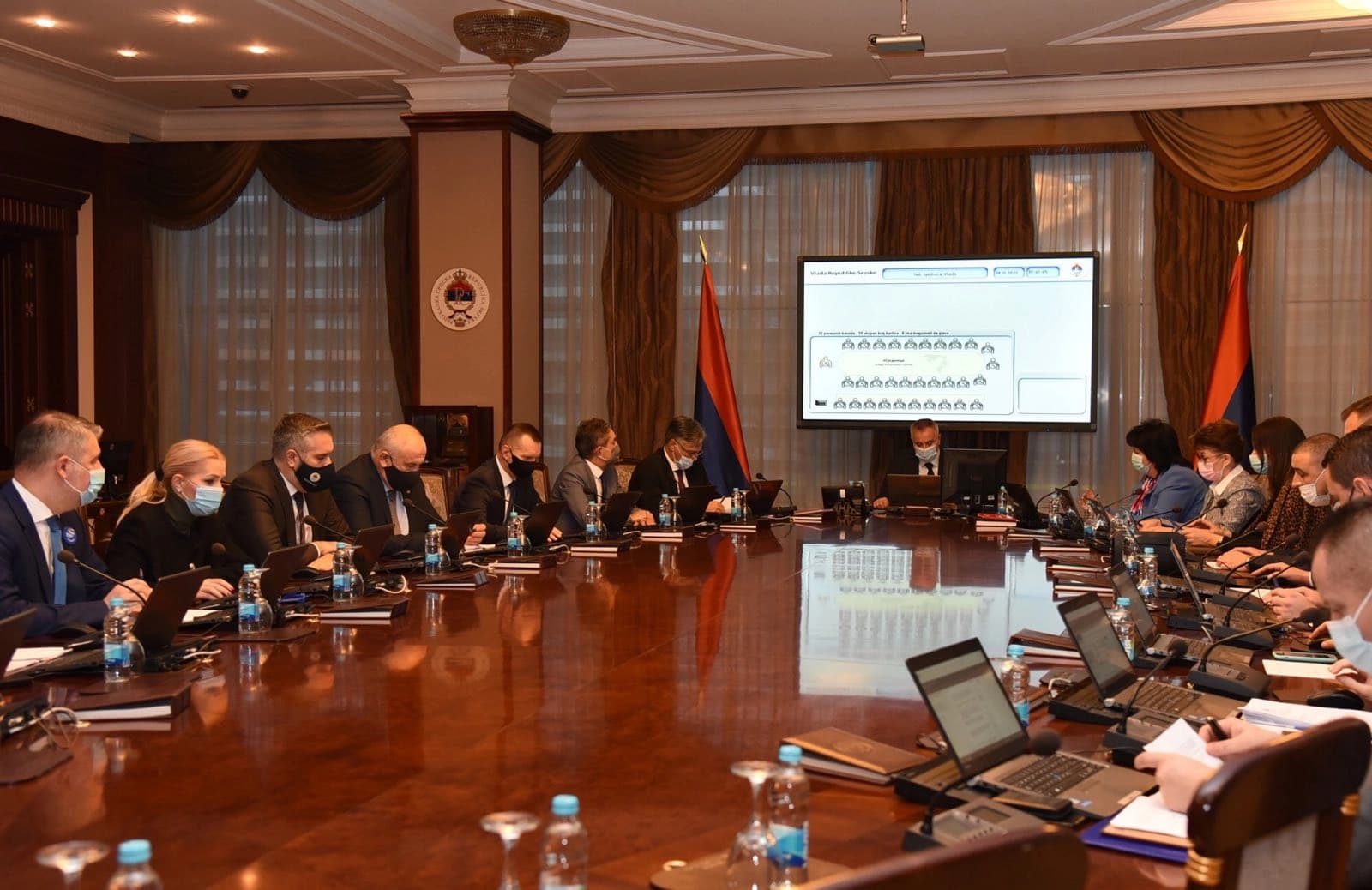 Produženo radno vrijeme kafanama u RS