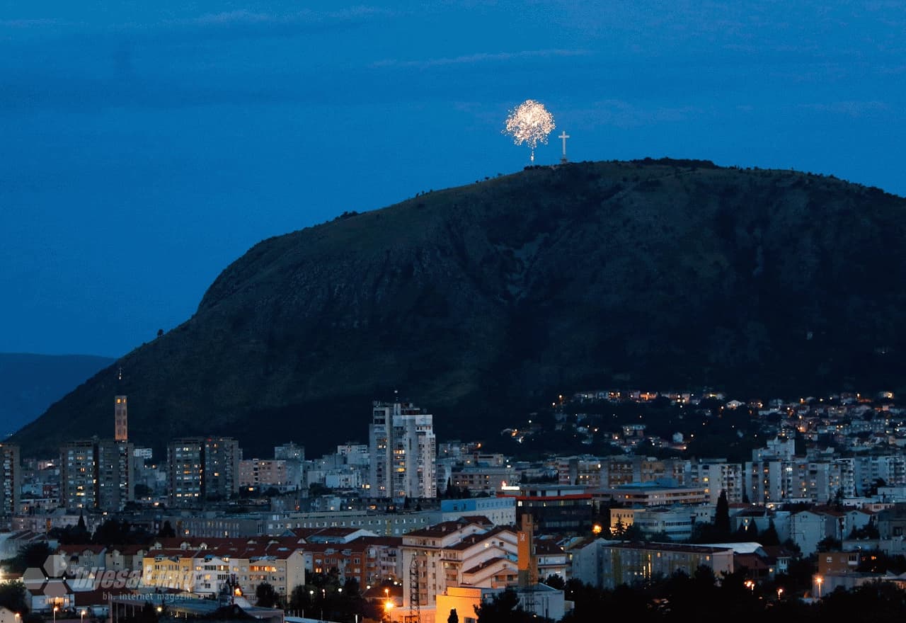 Republikanci vatrometom na Humu iznad Mostara proslavili “izmjene Izbornog zakona”